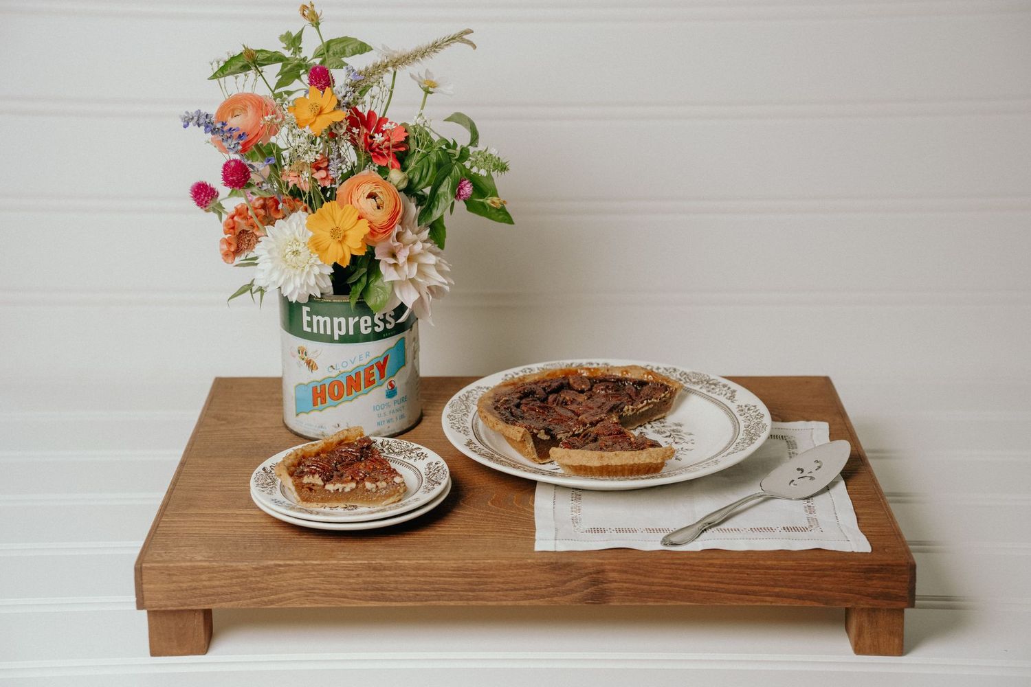 Large Rustic Riser