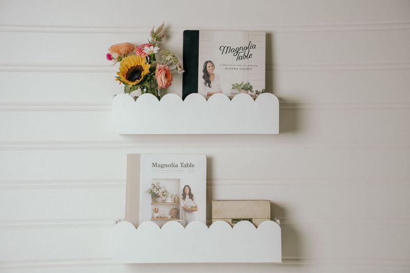 Reversible Scalloped Shelves