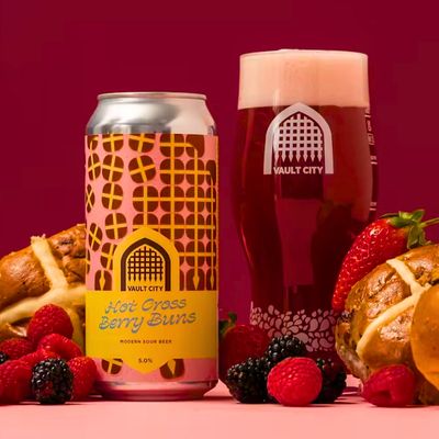Vault City - Hot Cross Berry Buns Sour 5%