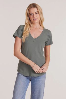 V-Neck S/S Tee