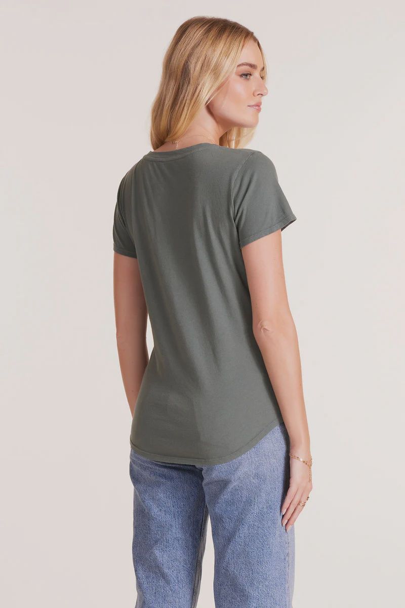 V-Neck S/S Tee