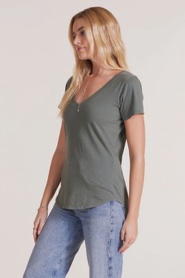 V-Neck S/S Tee