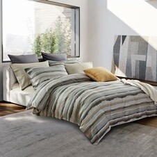Duvet Cover Daniadown Stratum Queen w / Pillow Cases**
