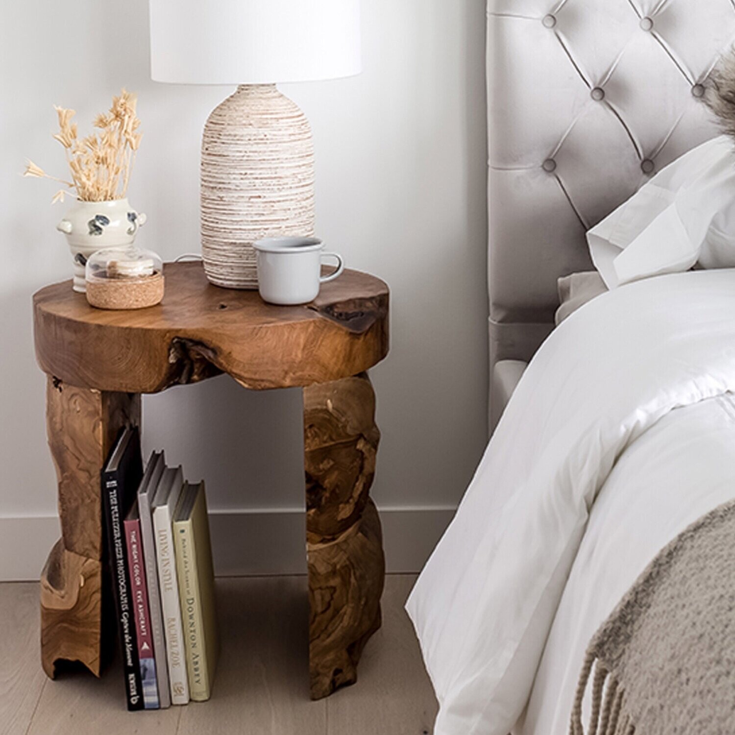 SIF Bundar Accent Table