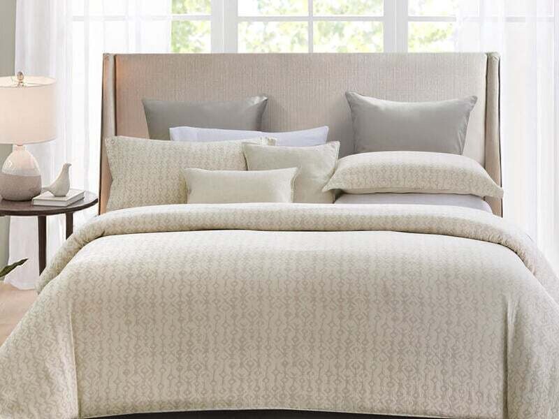 Duvet Cover Daniadown Imari King w/ Shams**