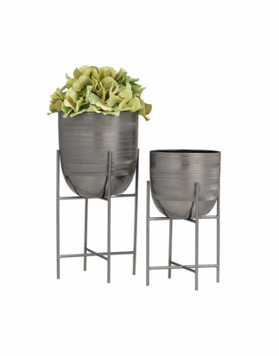 Planter AV Pewter Metal Lrg 12”