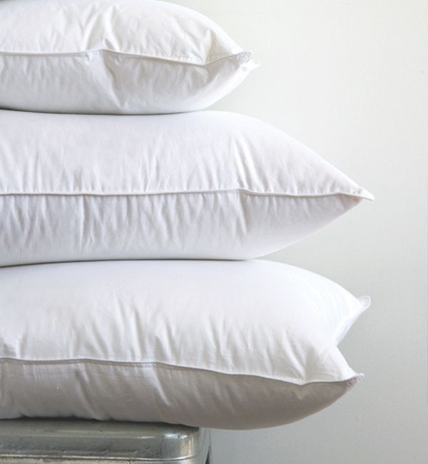 Pillow Cuddledown Suprelle Memo Queen
