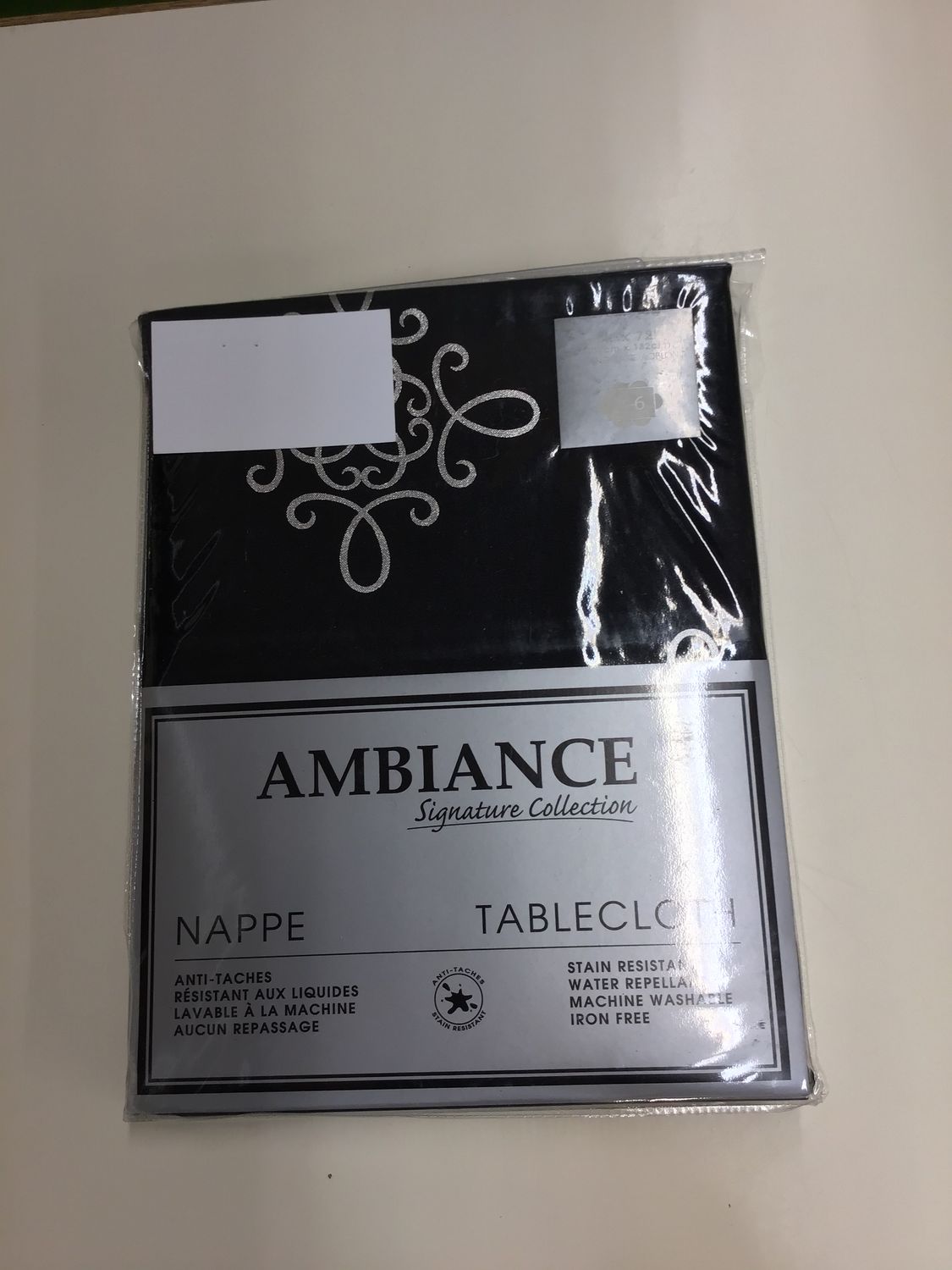Table Cloth Ambiance 54 x 72 BLK / Silver