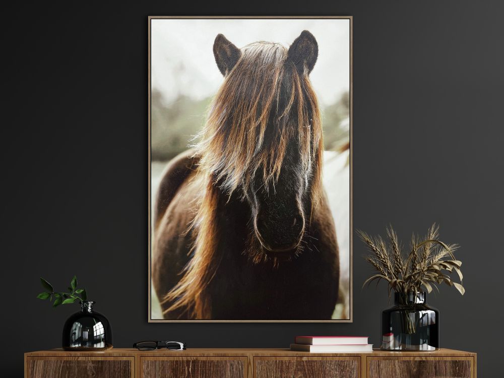 Streamline Art Equestrian Gaze SUN24101