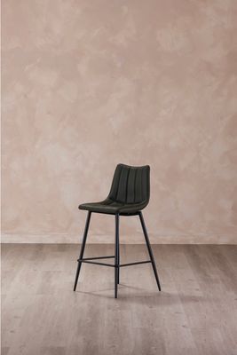 Moes Alibi Counter Stool UU-1002-27 Dark Green