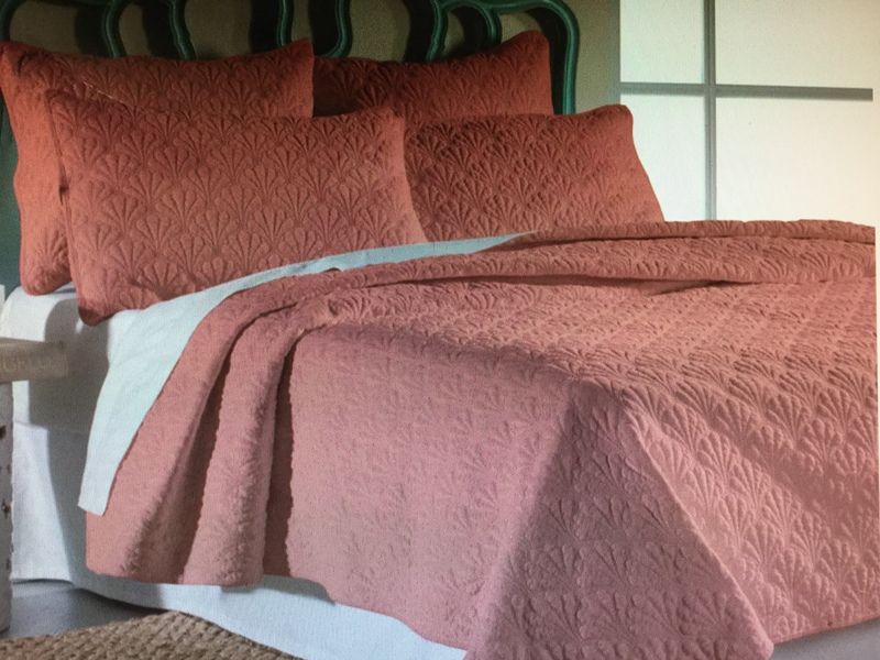 Quilt Sets Peace Arch Confetti Rose Queen 60938