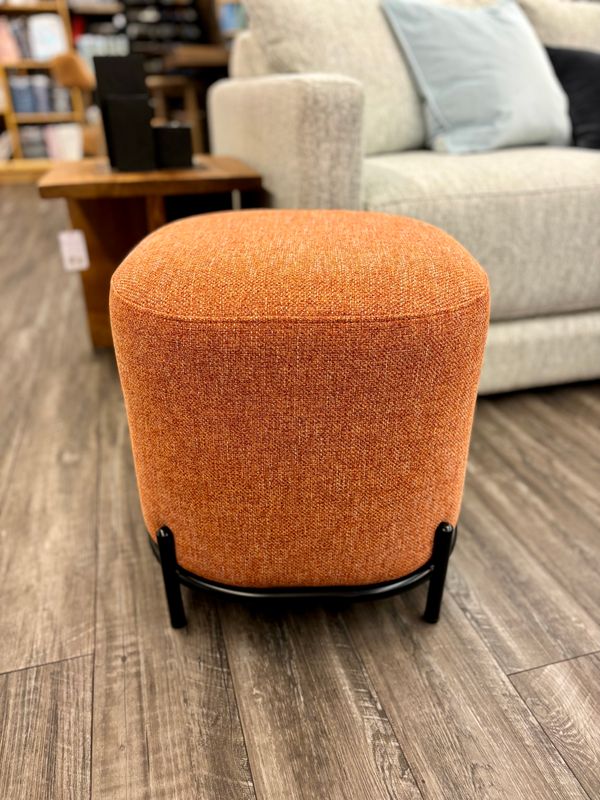 T&T Ottoman Pender Pin Leg - Orange 950199A