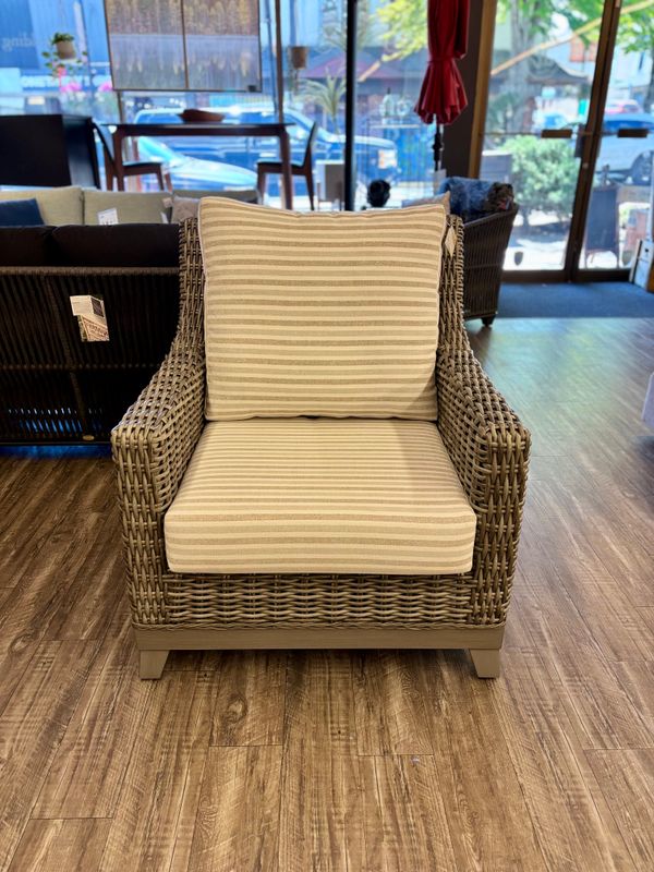 Ratana Budapest Club Chair Dune Cashmere FO7168