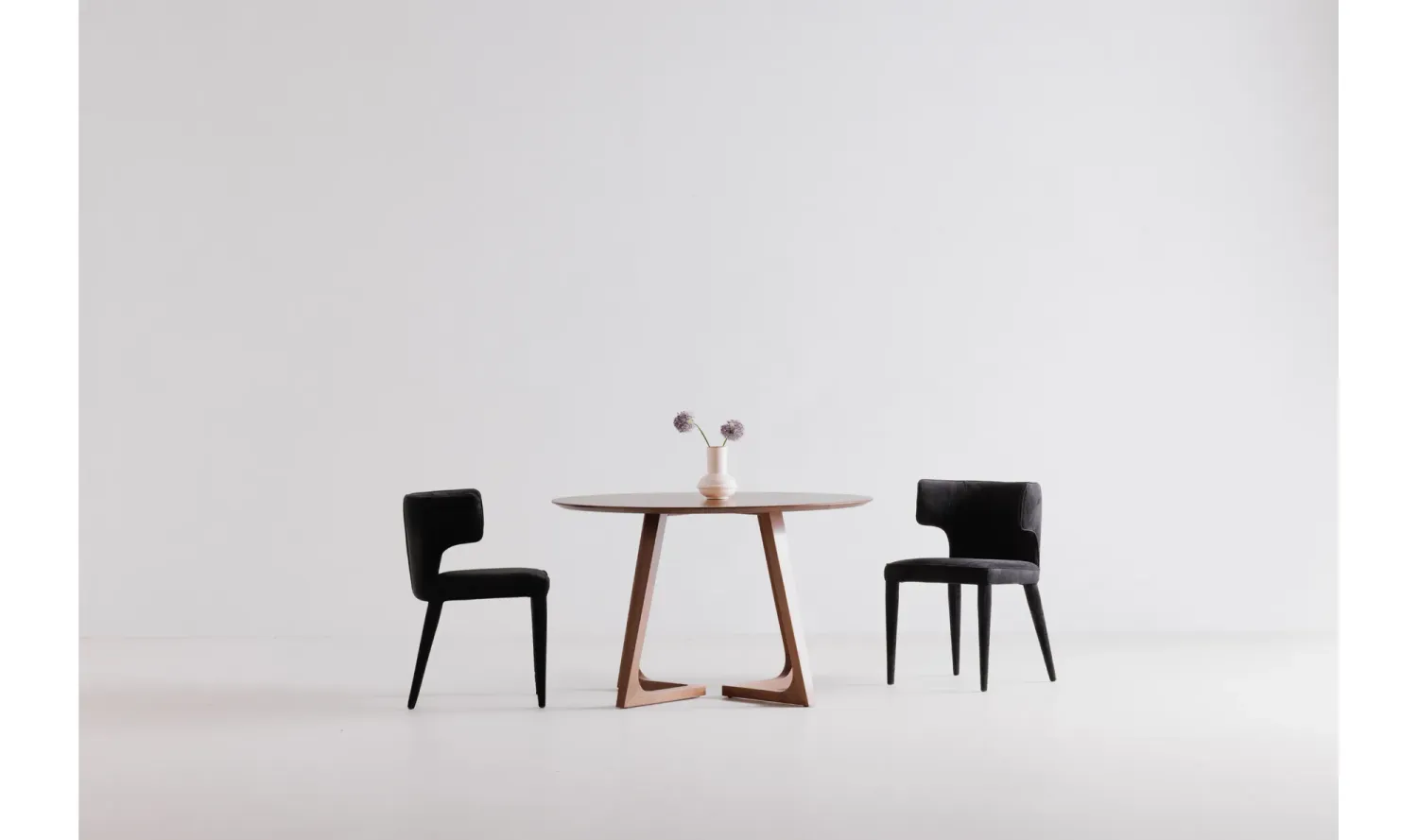 Moes Godenza Round Dining Table Brown CB-1003-03-0