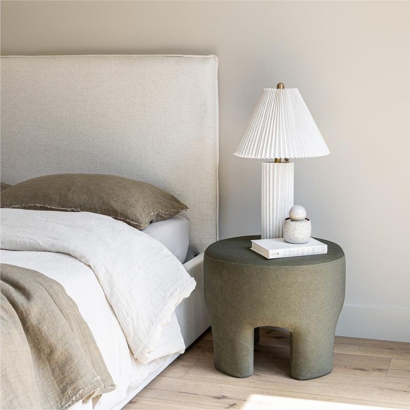 SIF Ginger Ottoman Velvet Fern GIN-009