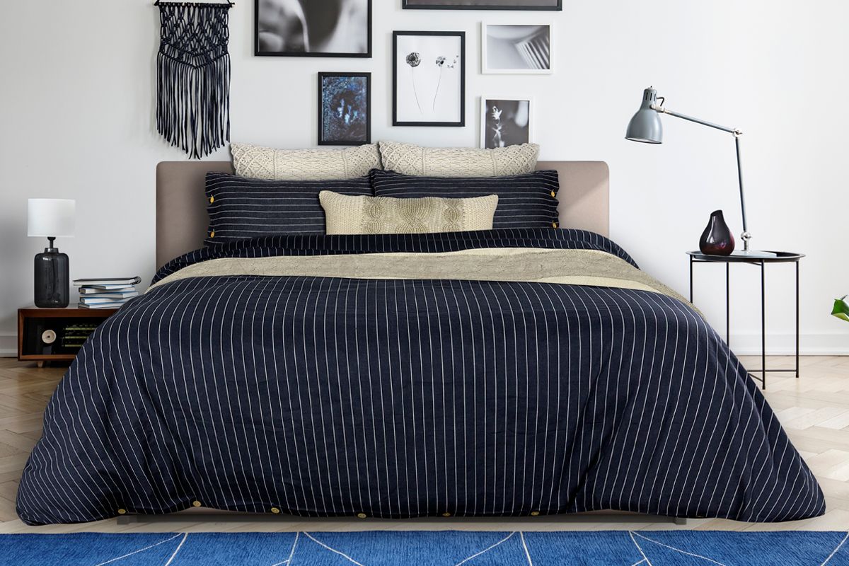 Duvet Cover RJS Norris Queen w/ shams Duvet Cover RJS Norris Queen w/ shams