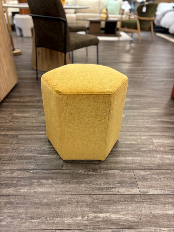 Stylus Hex Ottoman Entice Honey (15)