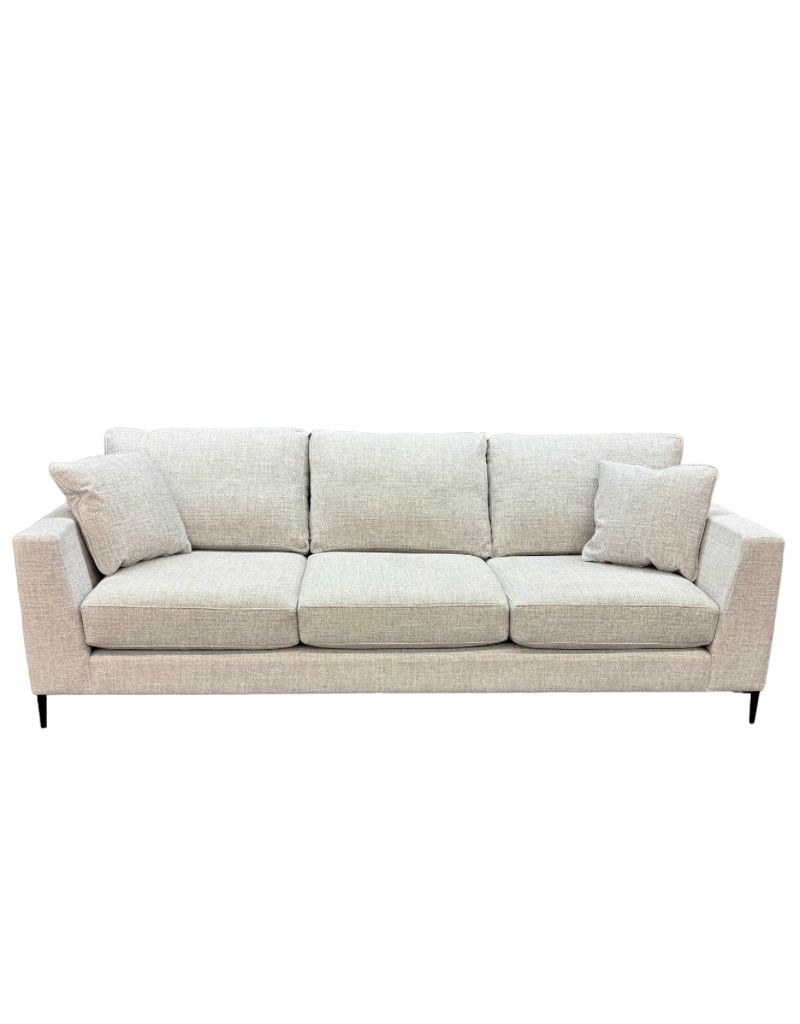 Stylus Sarah Sofa Yukon Shell (5) Stylus Sarah Sofa Yukon Shell (5)
