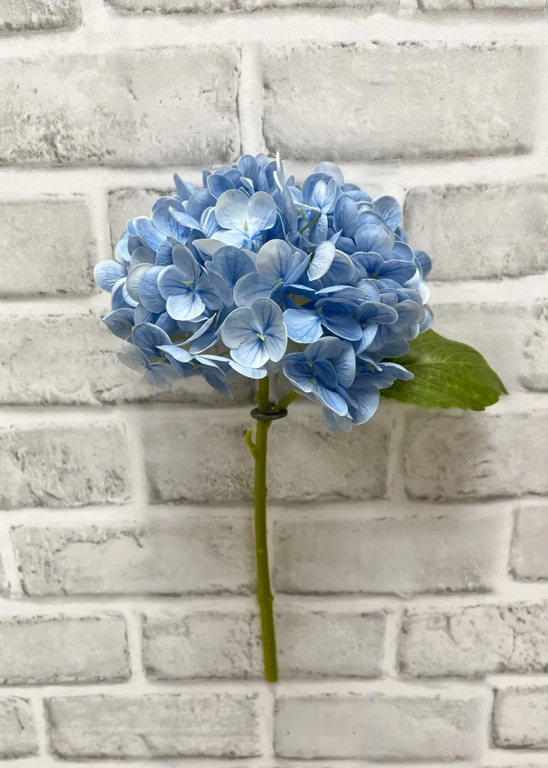 Flowers TriW Light Blue Hydrangea Stem 12” 01008LTBL