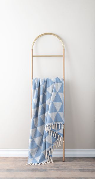 Throw Ganz Natural Blue Triangle 50x60 CB198005 Throw Ganz Natural Blue Triangle 50x60 CB198005