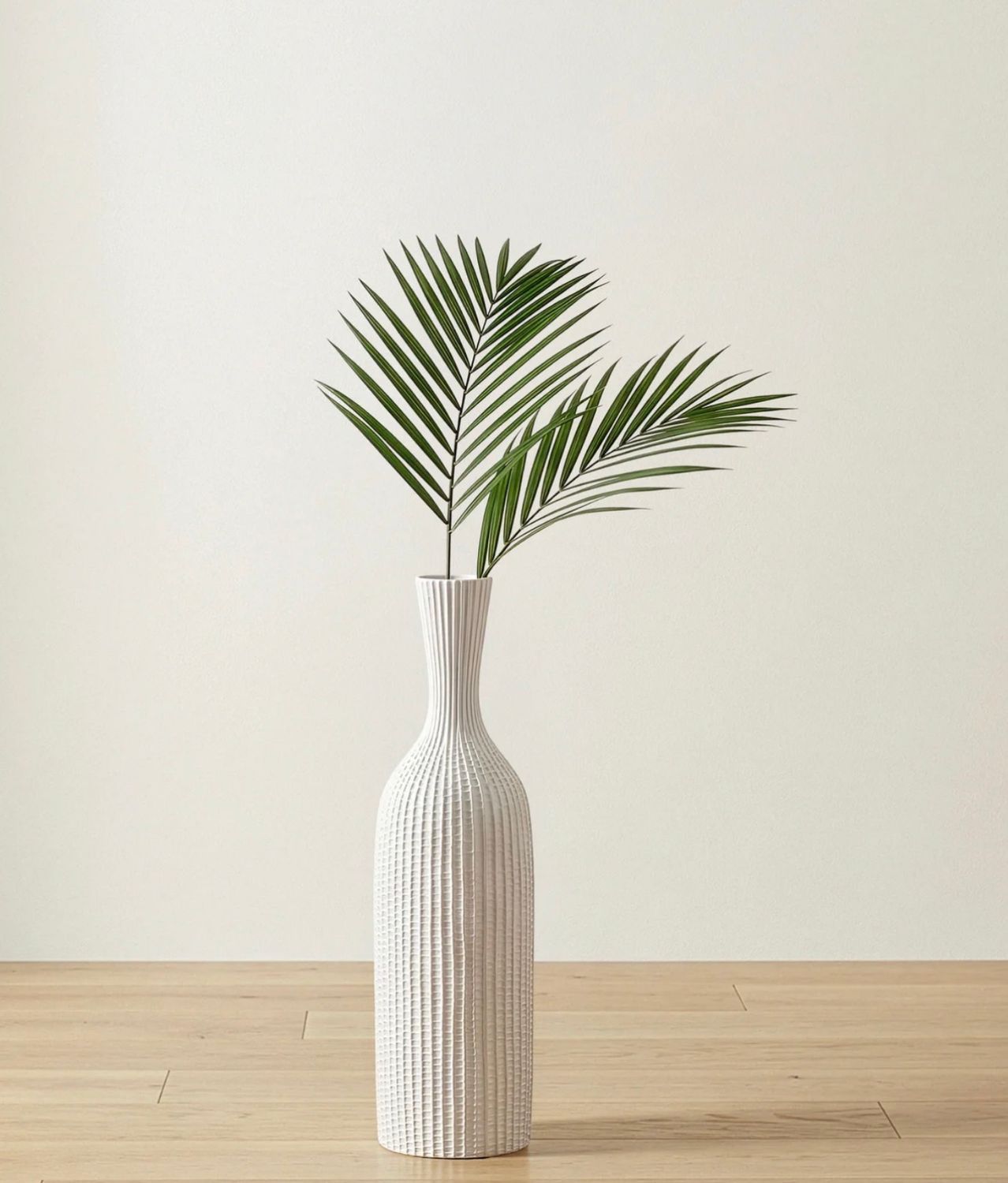 Vase T&T Zoro Resin 24" 902326B