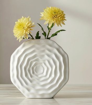 Vase T&amp;T Rosette Bloom White 8" 904612A