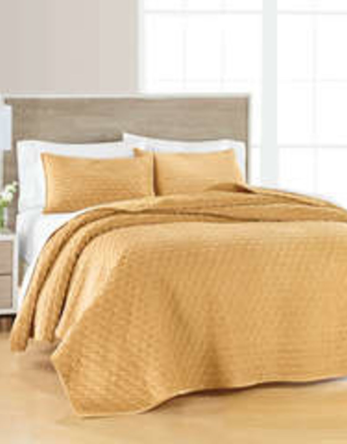 Quilt Sets Peace Arch Medallion Mustard 60962 Queen** Quilt Sets Peace Arch Medallion Mustard 60962 Queen**