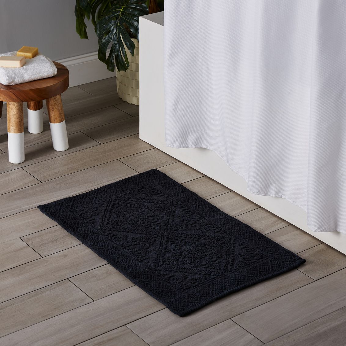Bath Mat M@H Tavira Black 20 Bath Mat M@H Tavira Black 20" x 32" 456118-BLK