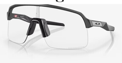 Oakley Sutro Lite Sunglasses - Matte Carbon / Clear Photochromic