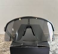 Oakley SUTRO LITE HI RES MATTE CARBON W/ PRIZM BLACK