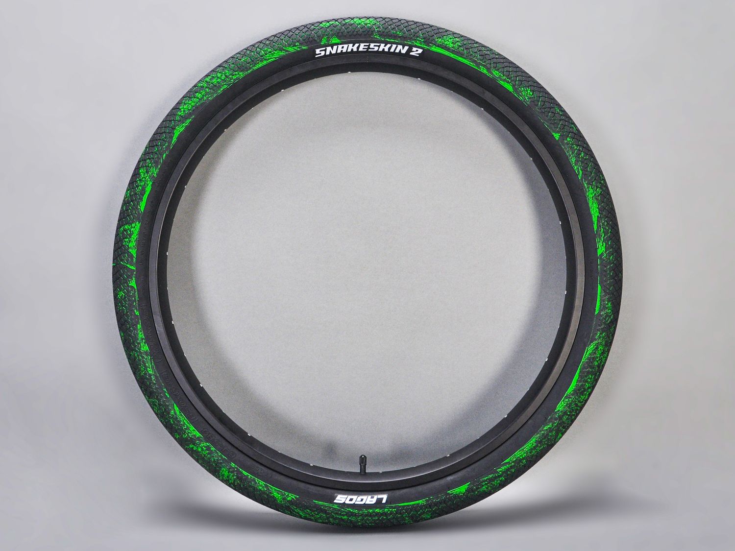 MafiaBikes Snakeskin 2 Tire - Green / Black Marble (26x2.5)