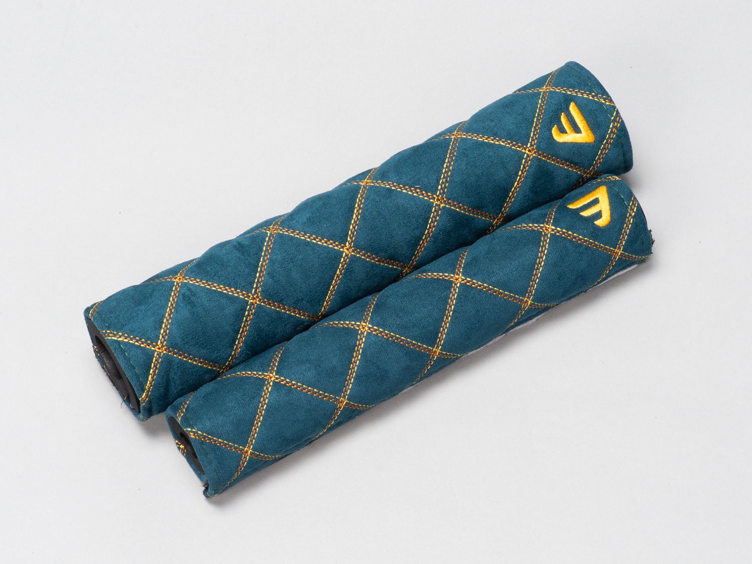 Mafia Bikes Pads Set - Navy / Gold Diamond Stitched