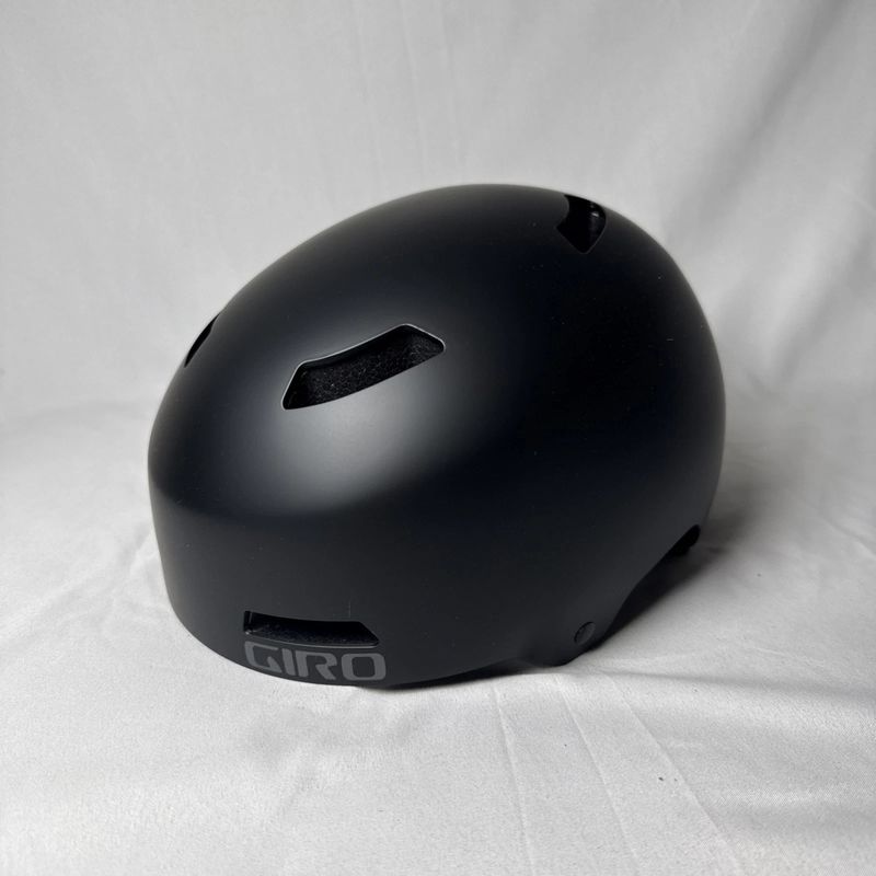 Giro Quarter Matte Black Adult Medium