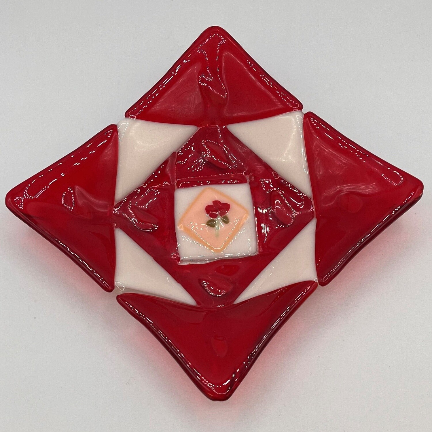 Kathleen Honeycutt, Red and white glass dish