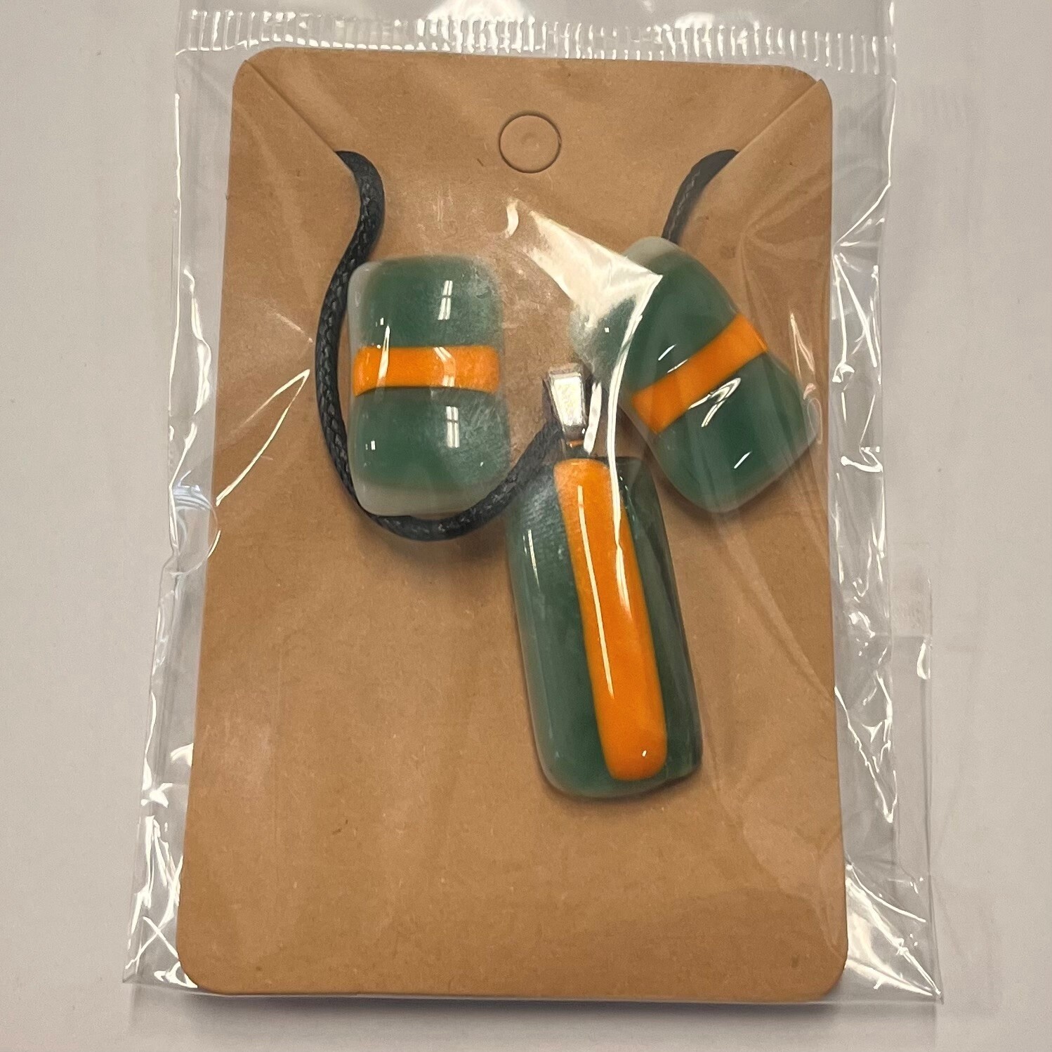 Alphonso Rowe, Green and orange glass jewelry set