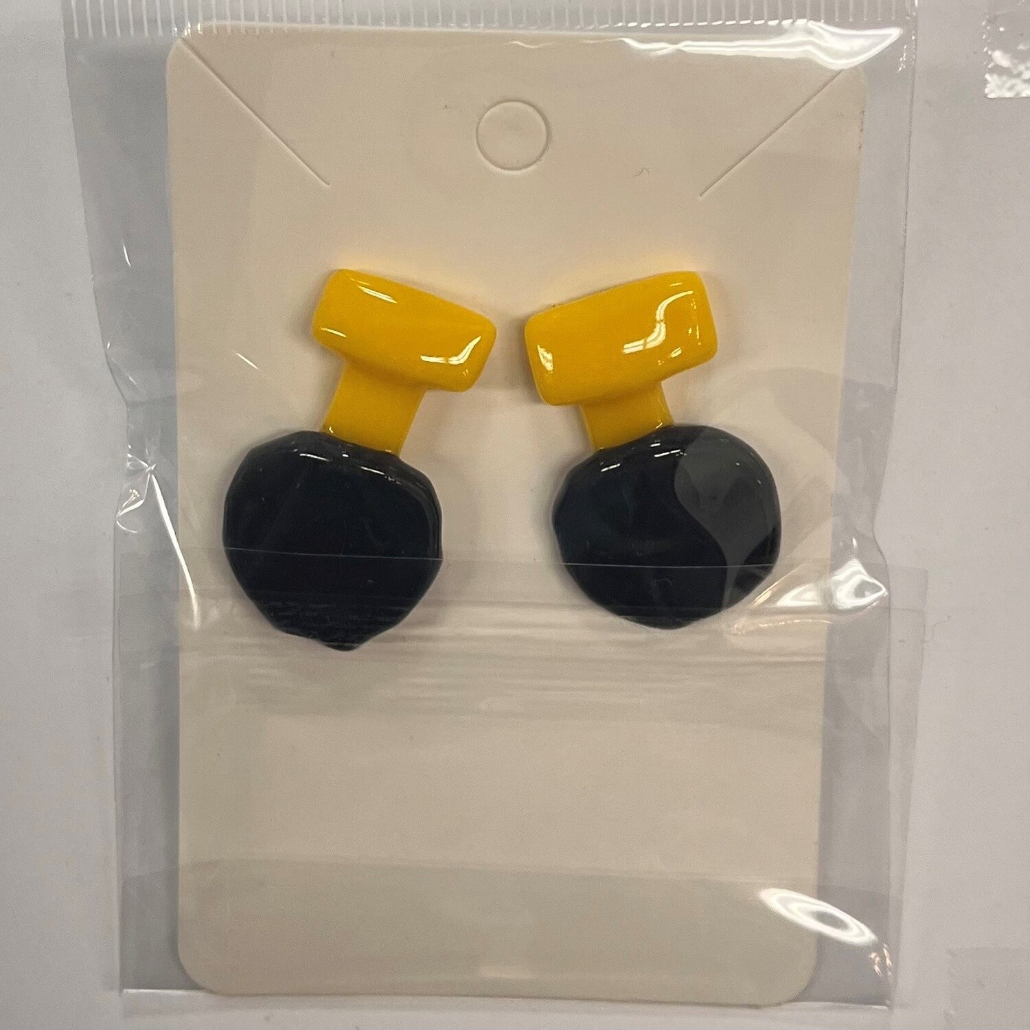 Erin Williams, Green and yellow glass earrings