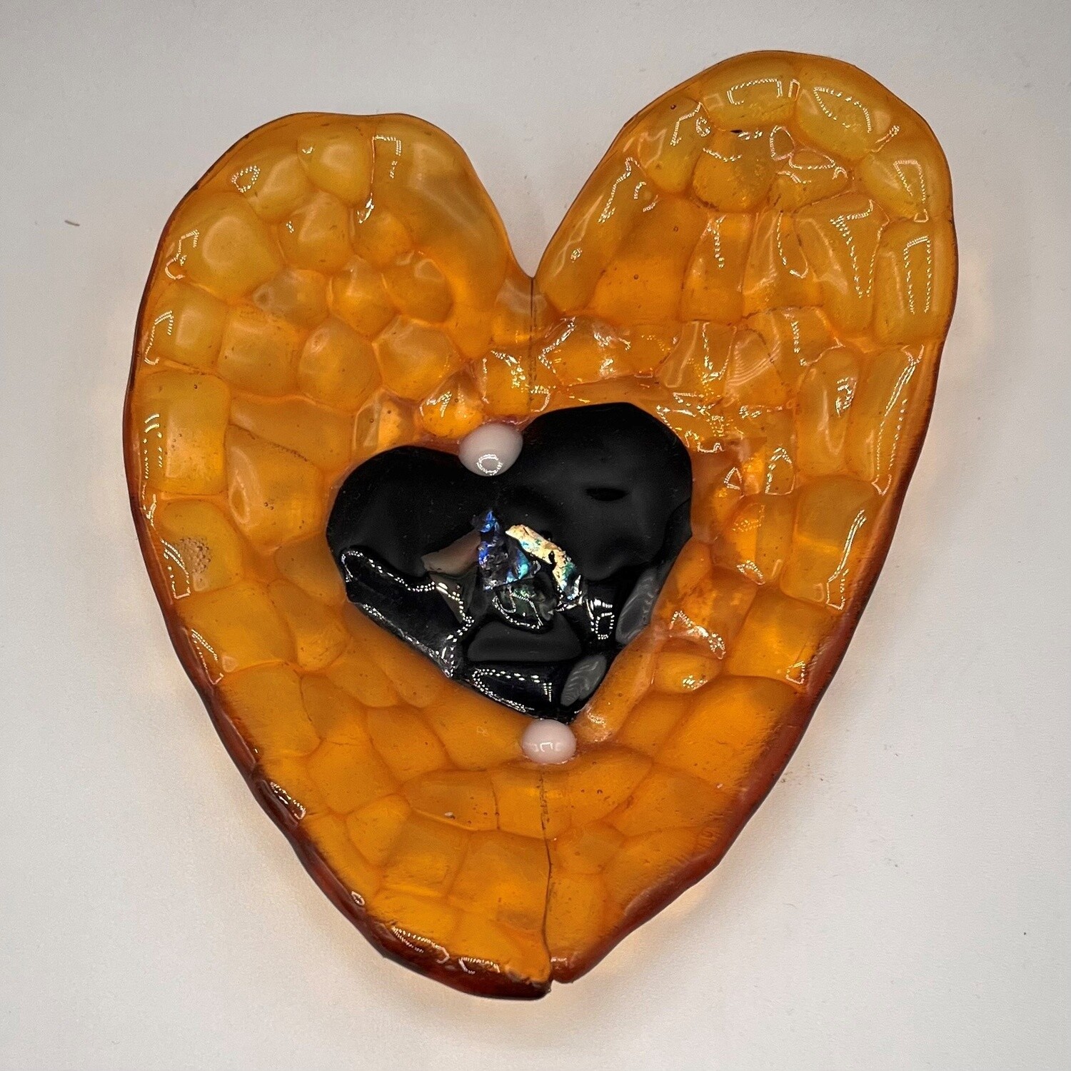 Mallory Miller, Yellow heart dish