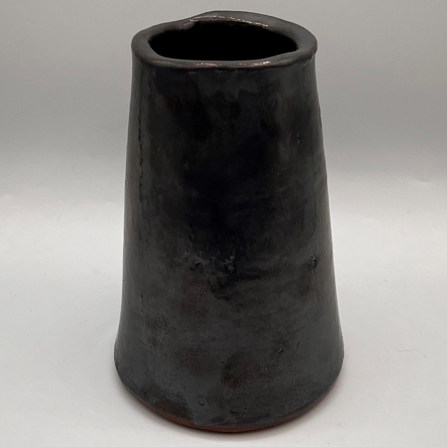 Erin Betz, Grey ceramic vase