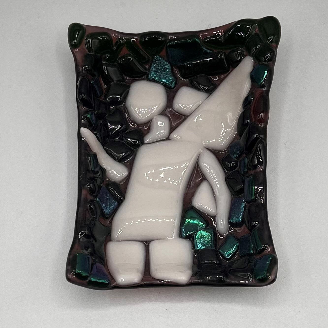 Mary Phifer, White angel glass soap dish