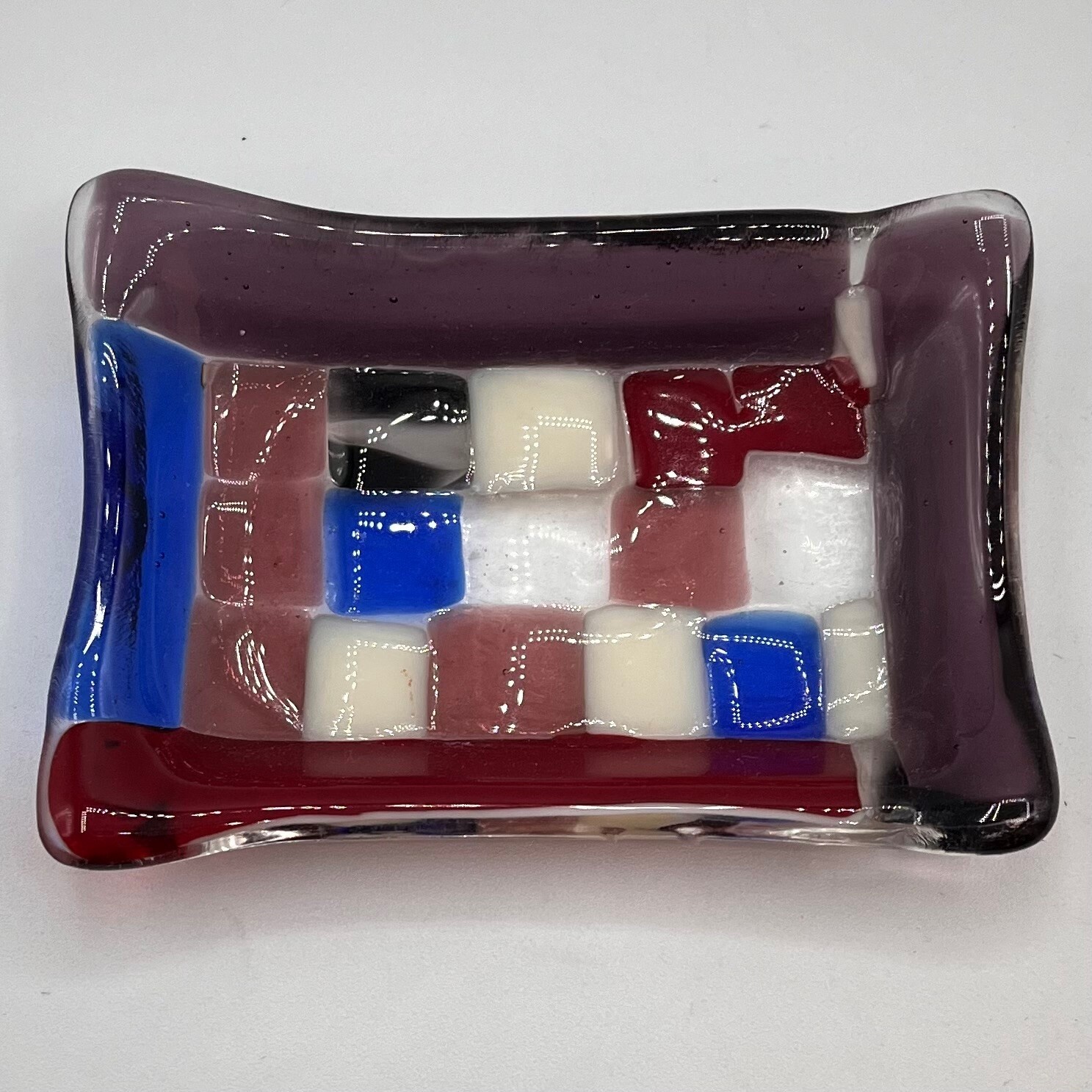 Alphonso Rowe, Multi-color glass soap dish
