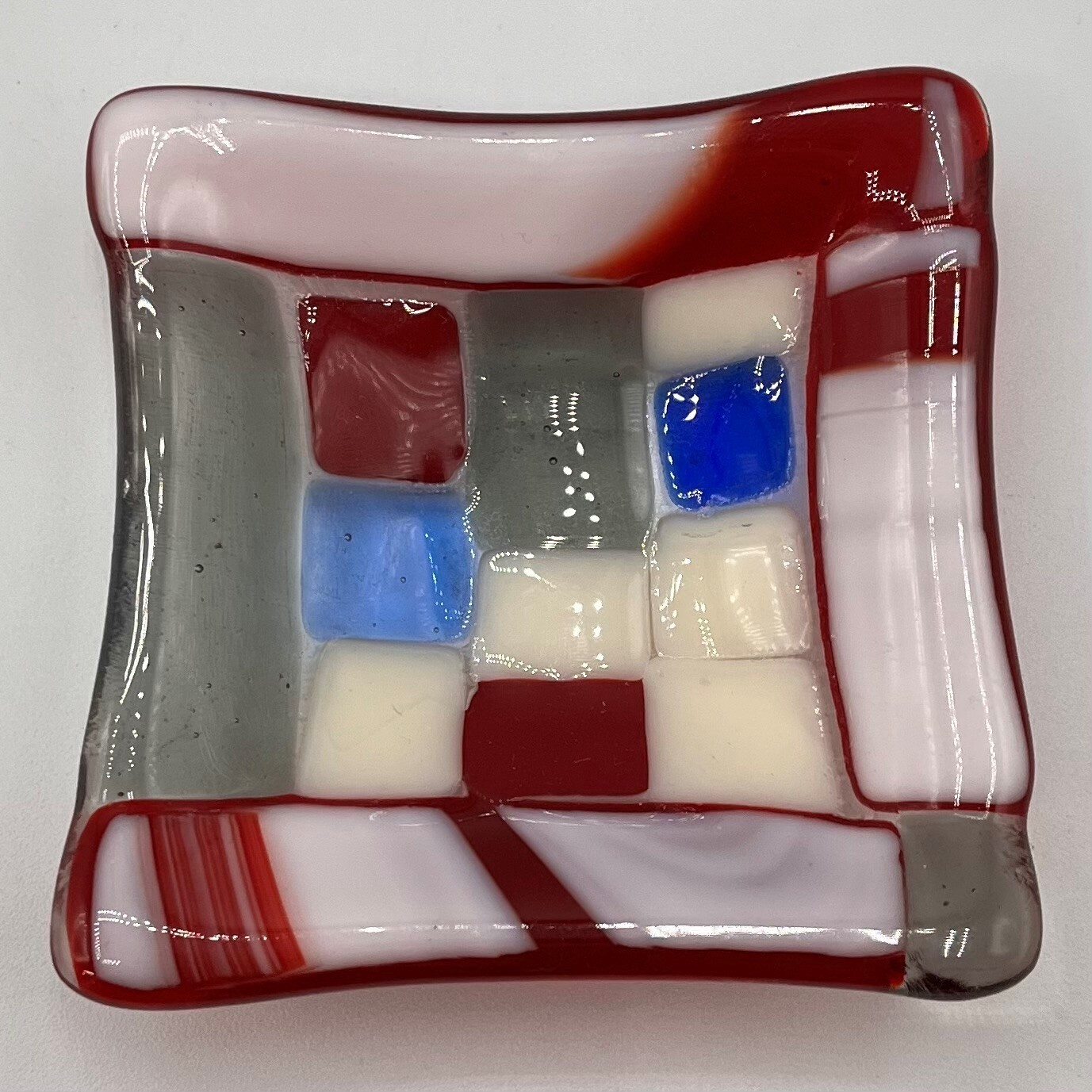 Alphonso Rowe, Red white and blue designed glass ring dish