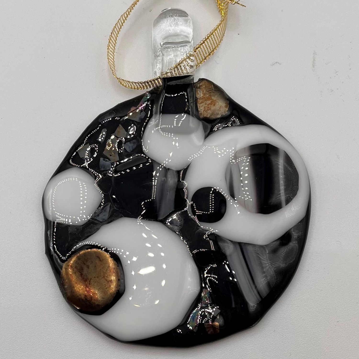 Mark Uczen, Black Circles, Ornament