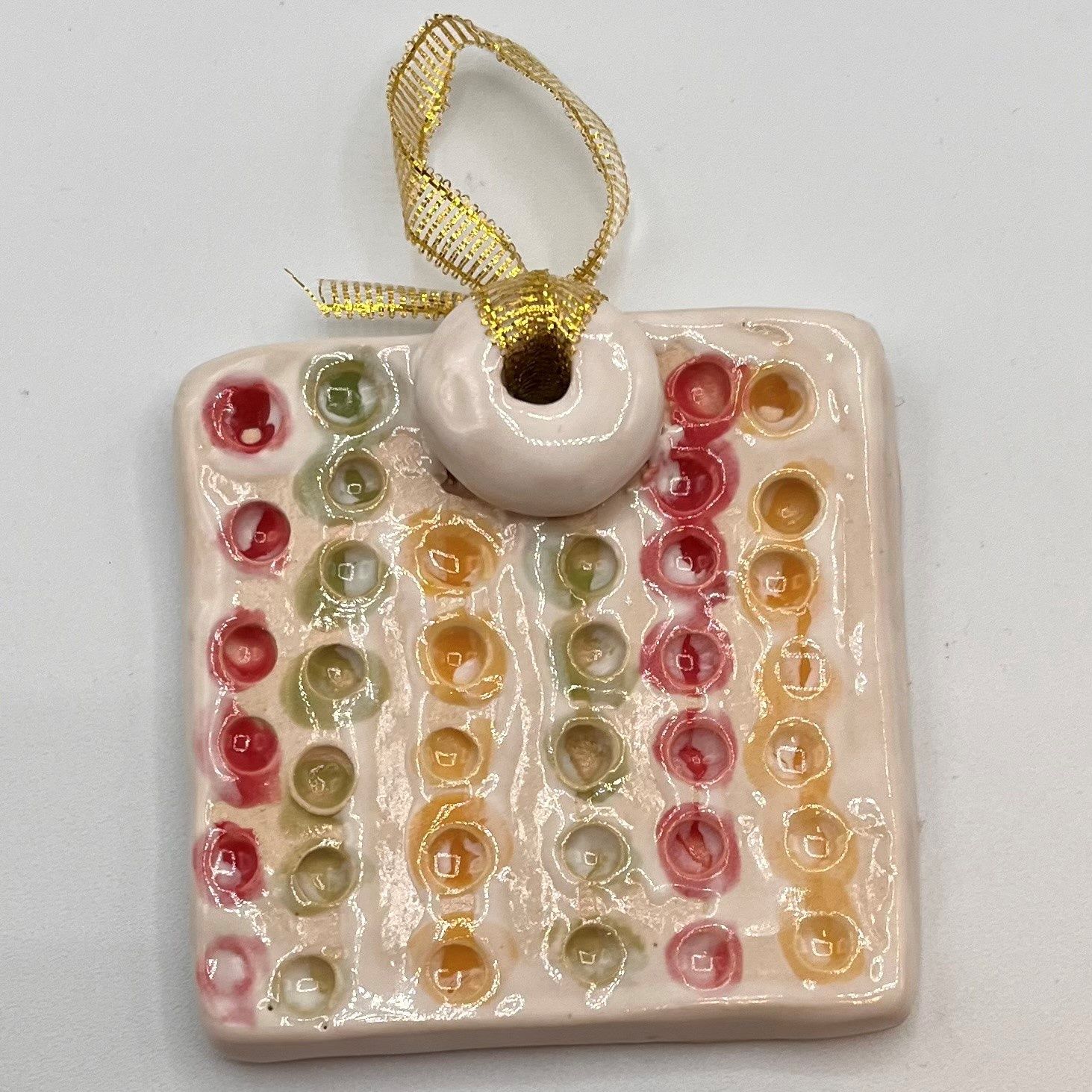 David Campbell, Colorful Dotted Present, Ornament