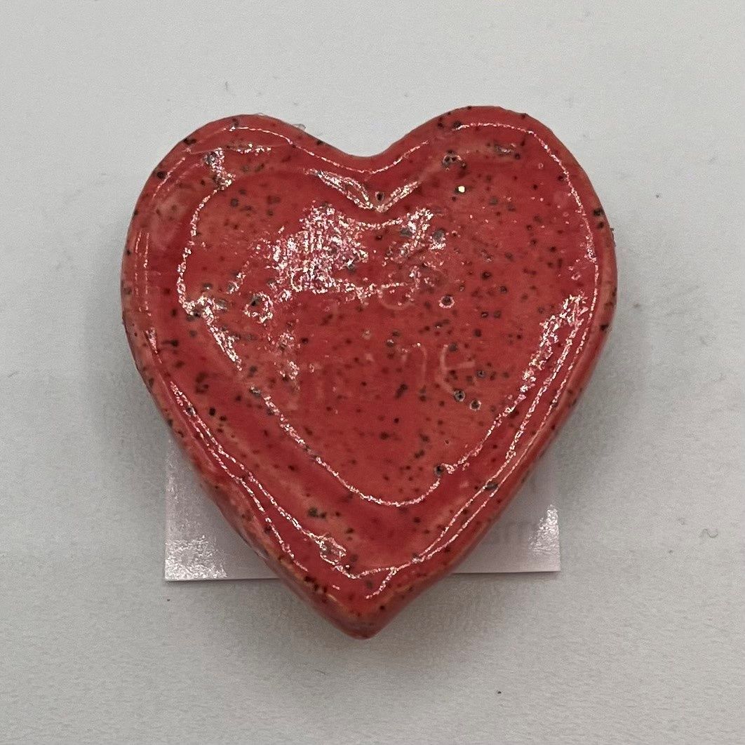 Mallory Miller, Medium pink heart ceramic magnet