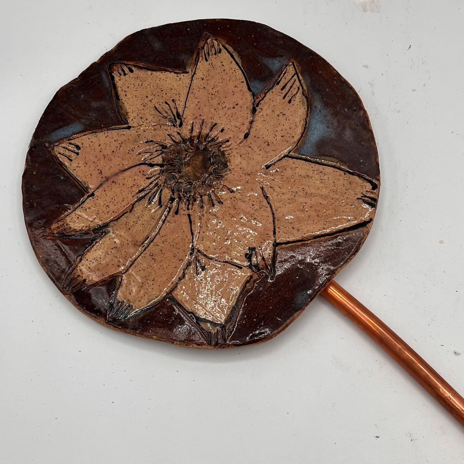 Beth Shaw, Flat flower ceramic plant stake