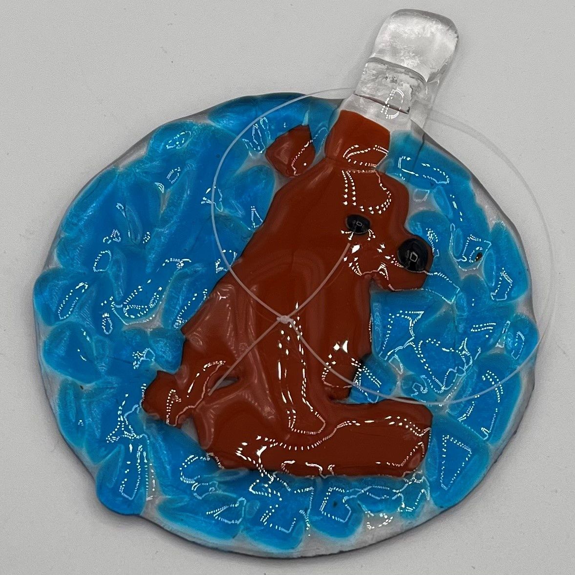 Tiffany Jameson, Fused Glass Suncatcher, Relaxed Bear