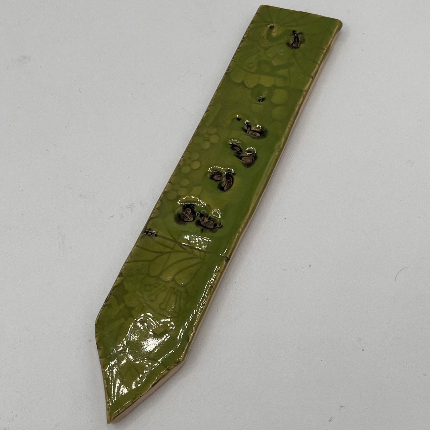 Tiffany Jameson, Ceramic Garden Stake, Peppers on Floral Green Background