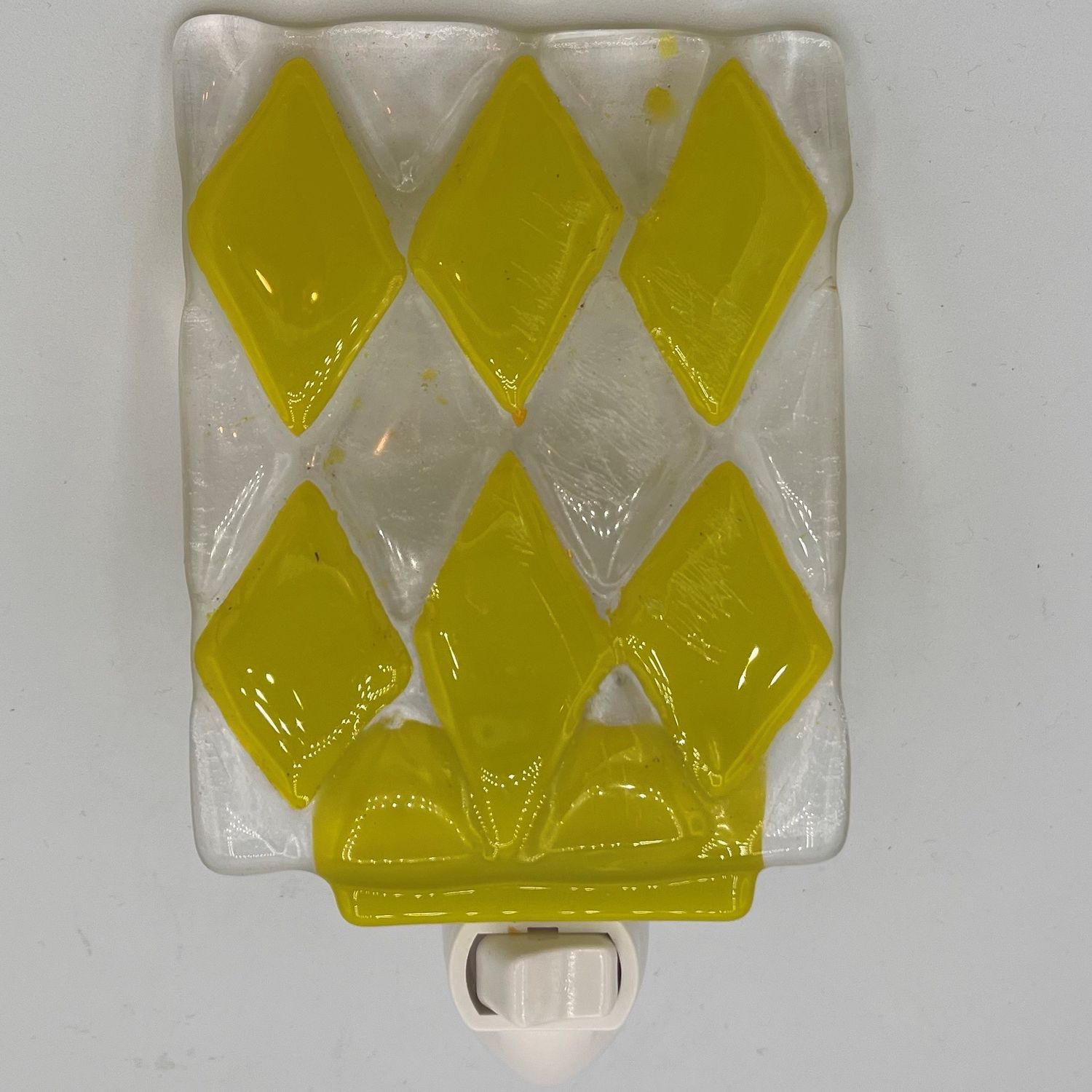 Evan Pohlman, Fused Glass Nightlight, Lime Green Diamonds
