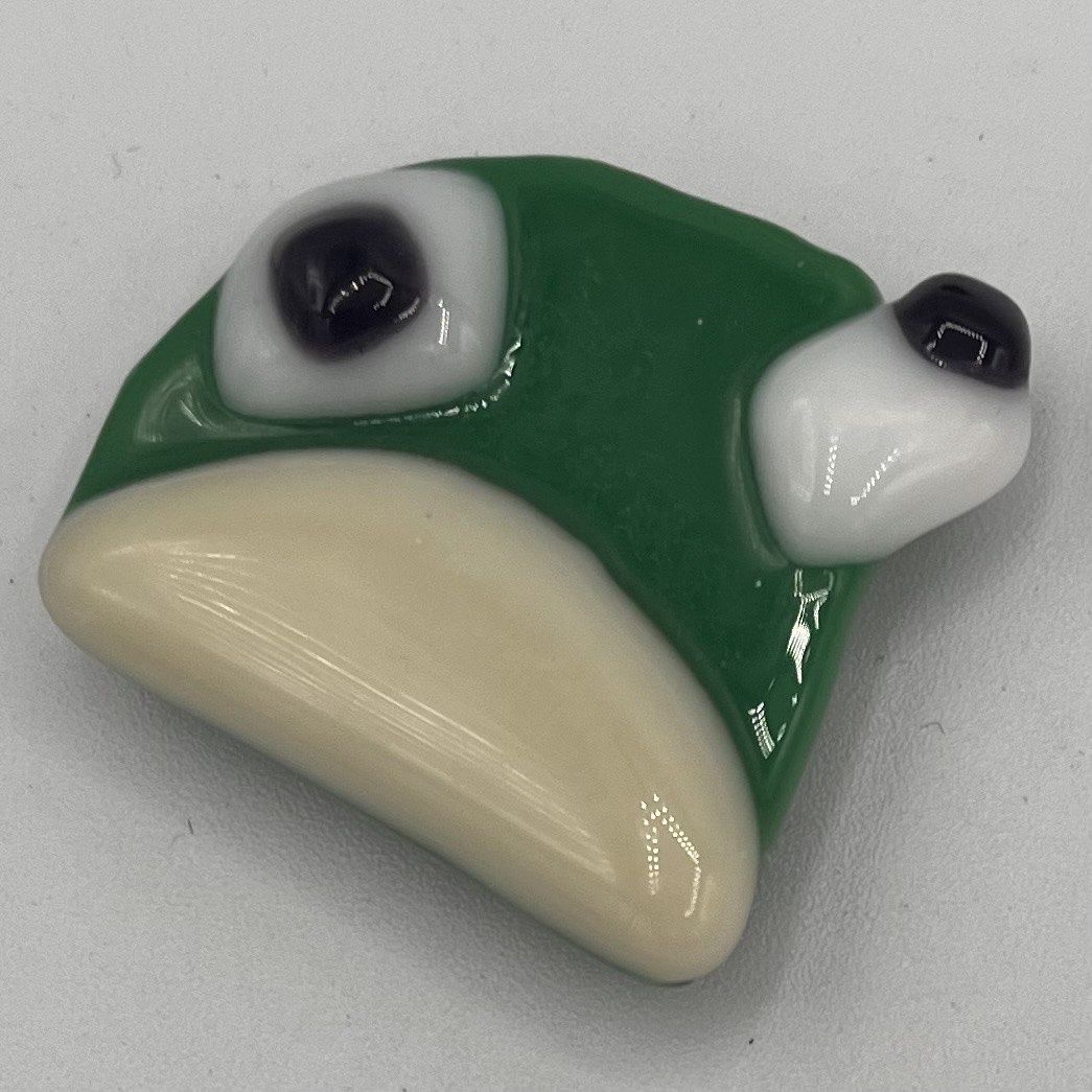 David Smyth, Fused Glass Magnet, Frog
