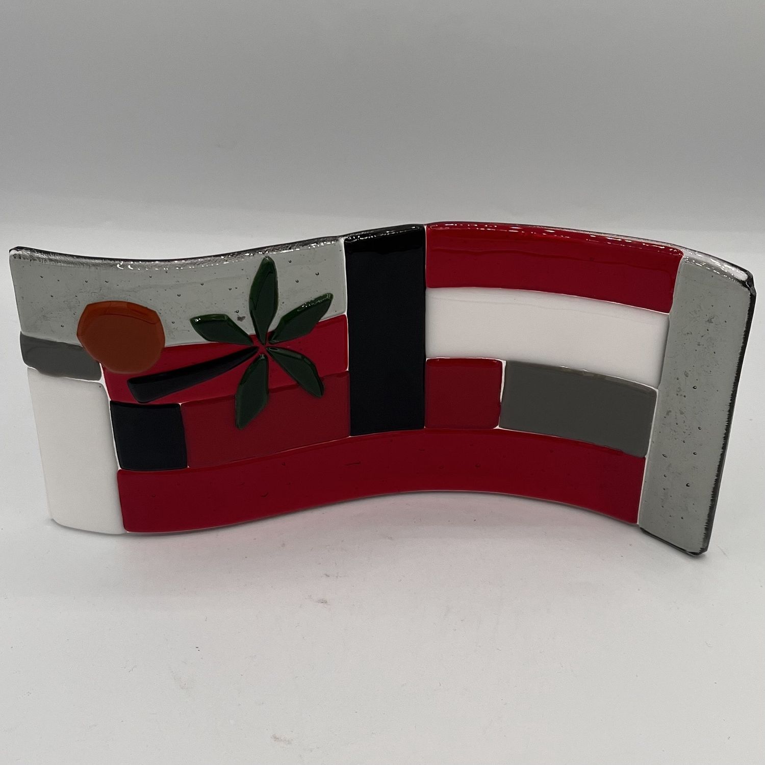 Lori Lefferts, Wavy Glass Stand Piece, Red and Black Buckeye